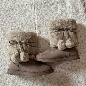 Girls Makalu boots